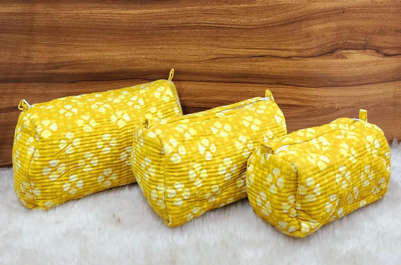 POUCH SET