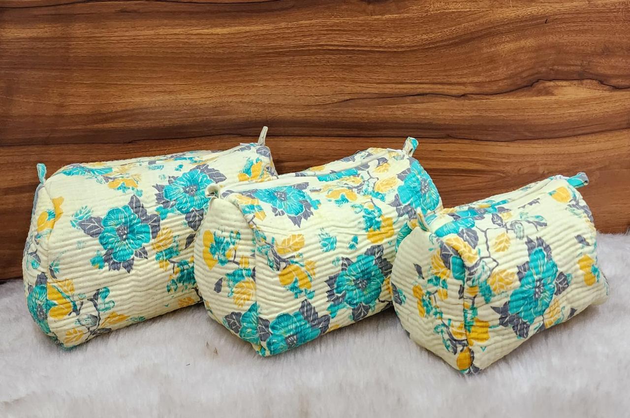 POUCH SET