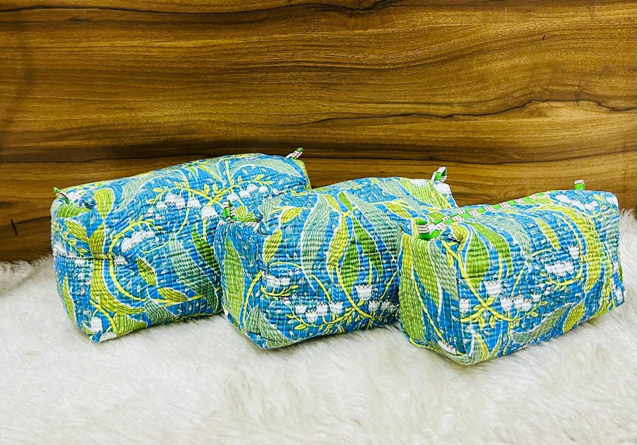 POUCH SET