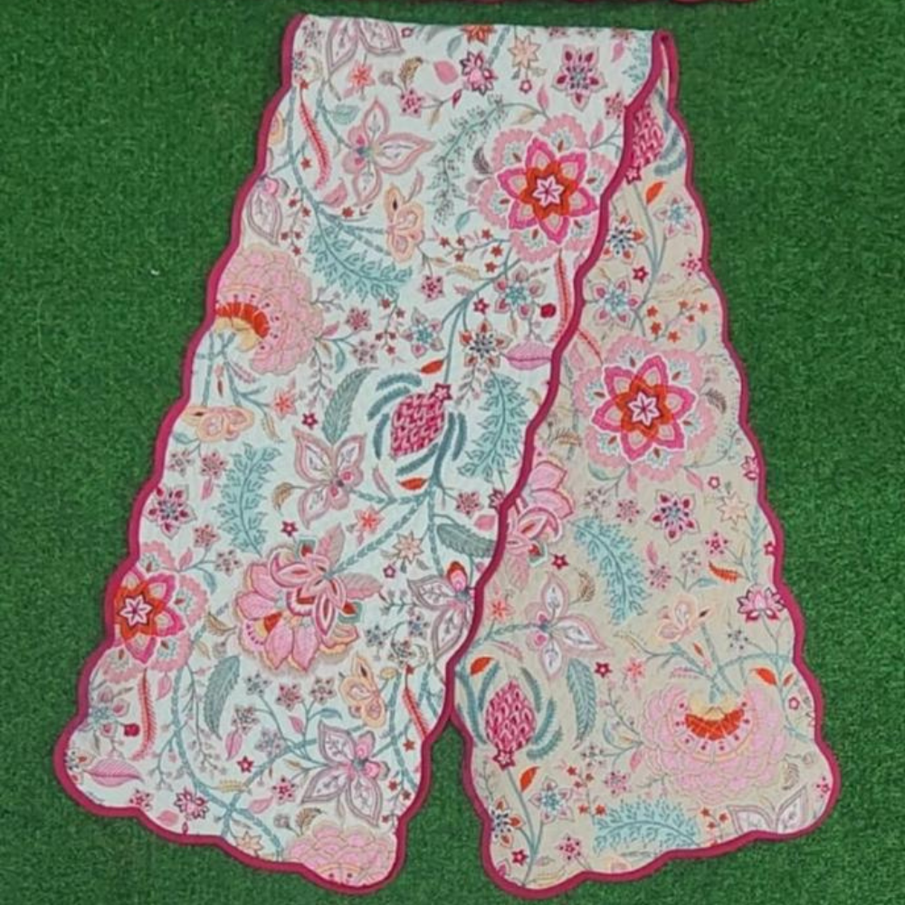 Runner Anokhi
