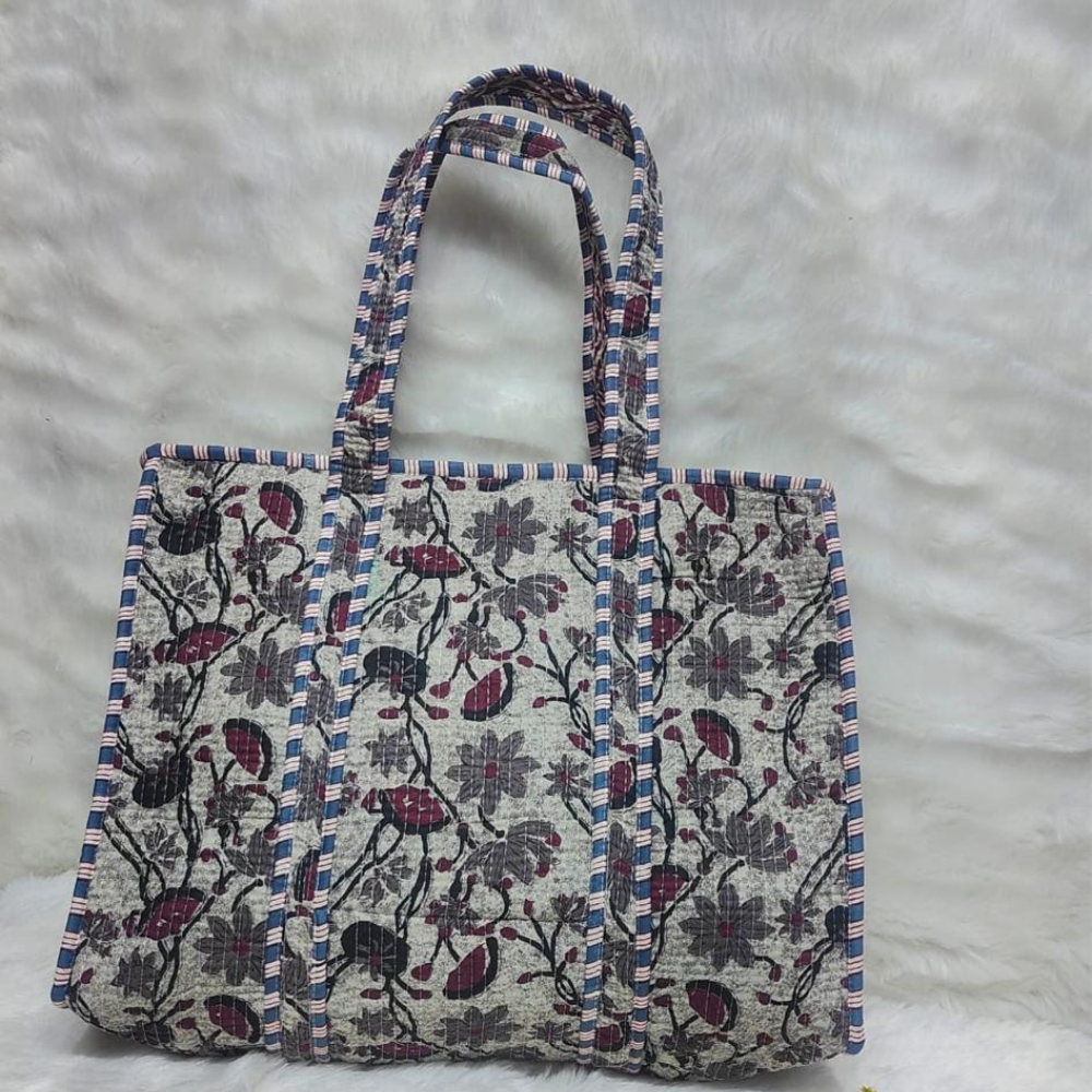 DUFFLE TOTE BAG