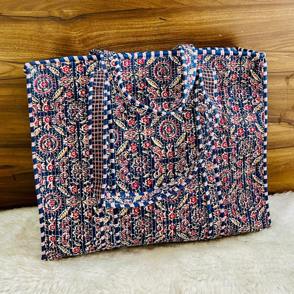 DUFFLE TOTE BAG
