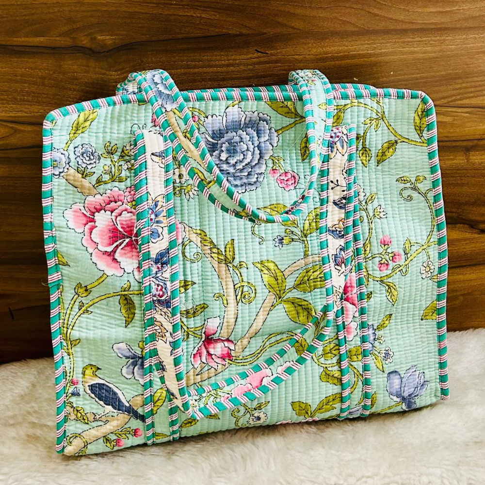 DUFFLE TOTE BAG
