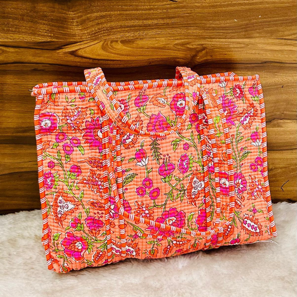 DUFFLE TOTE BAG