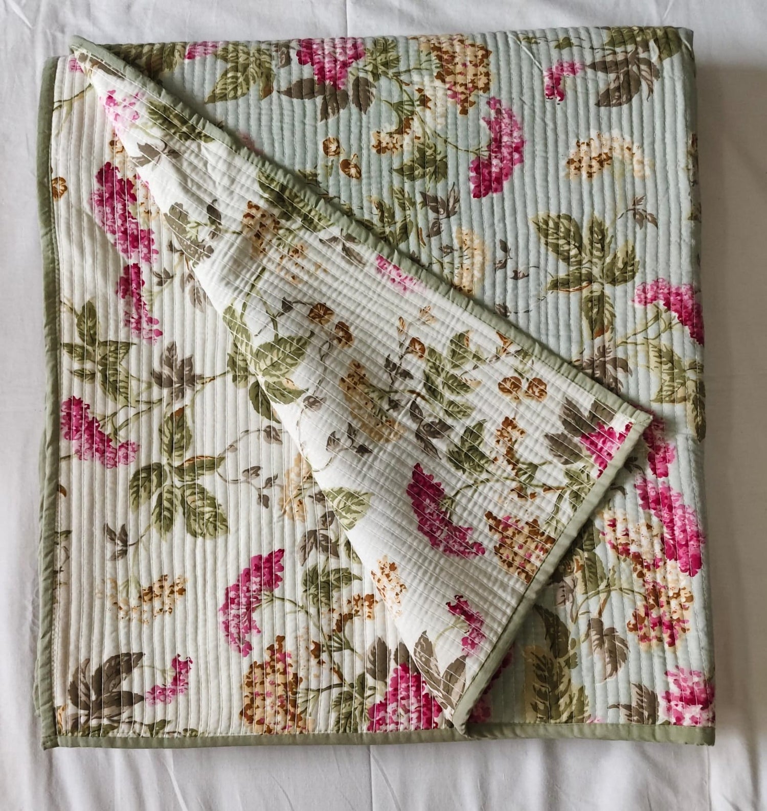 BEDCOVER